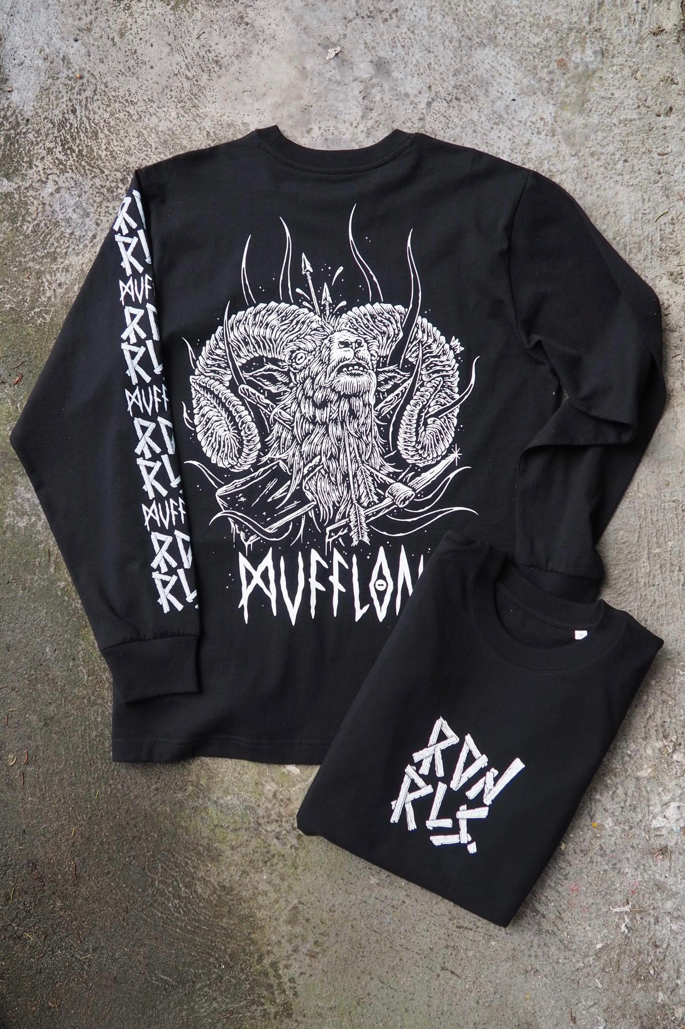 Longsleeve "MUFFLON" black
