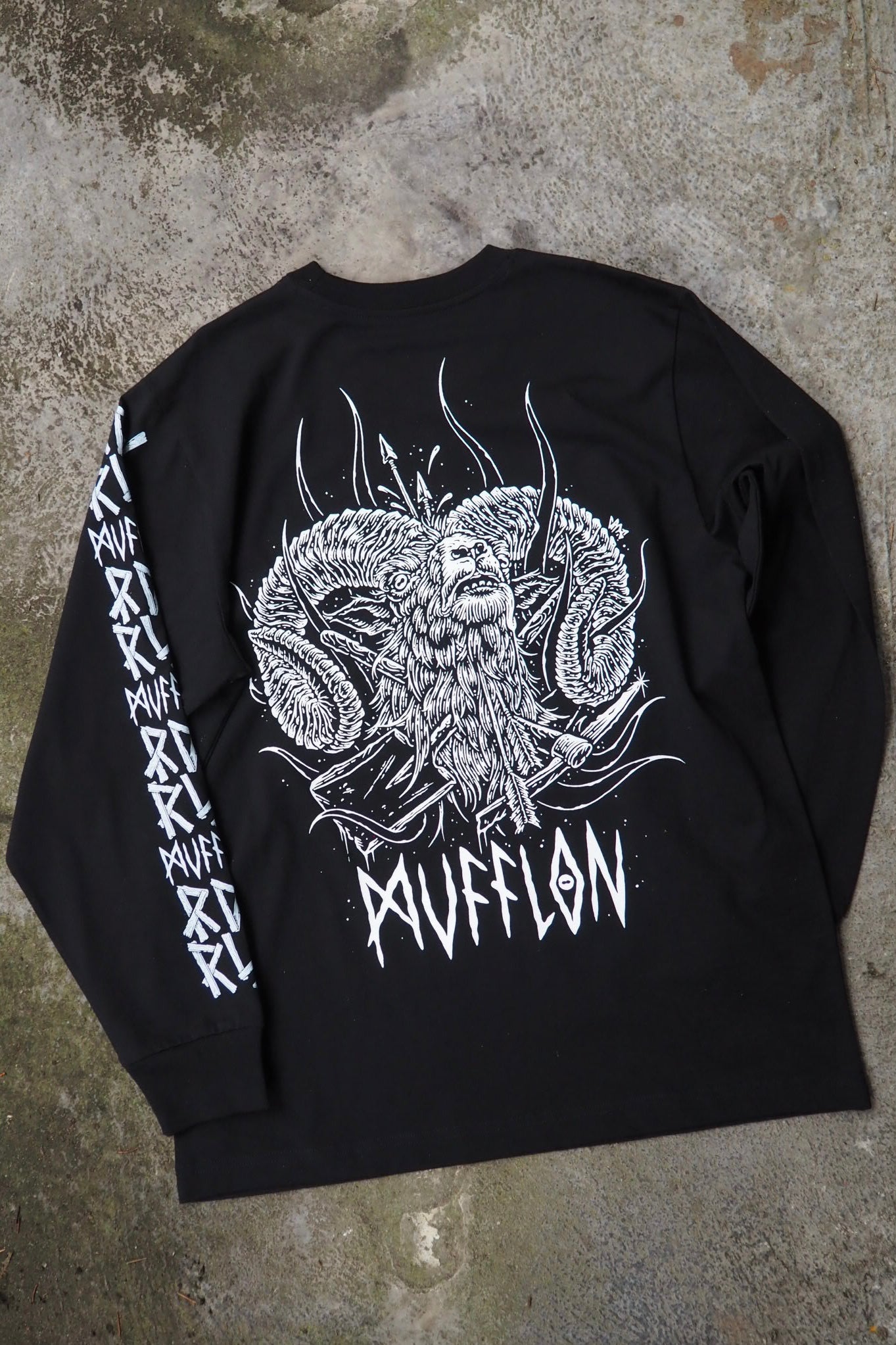 Longsleeve "MUFFLON" black