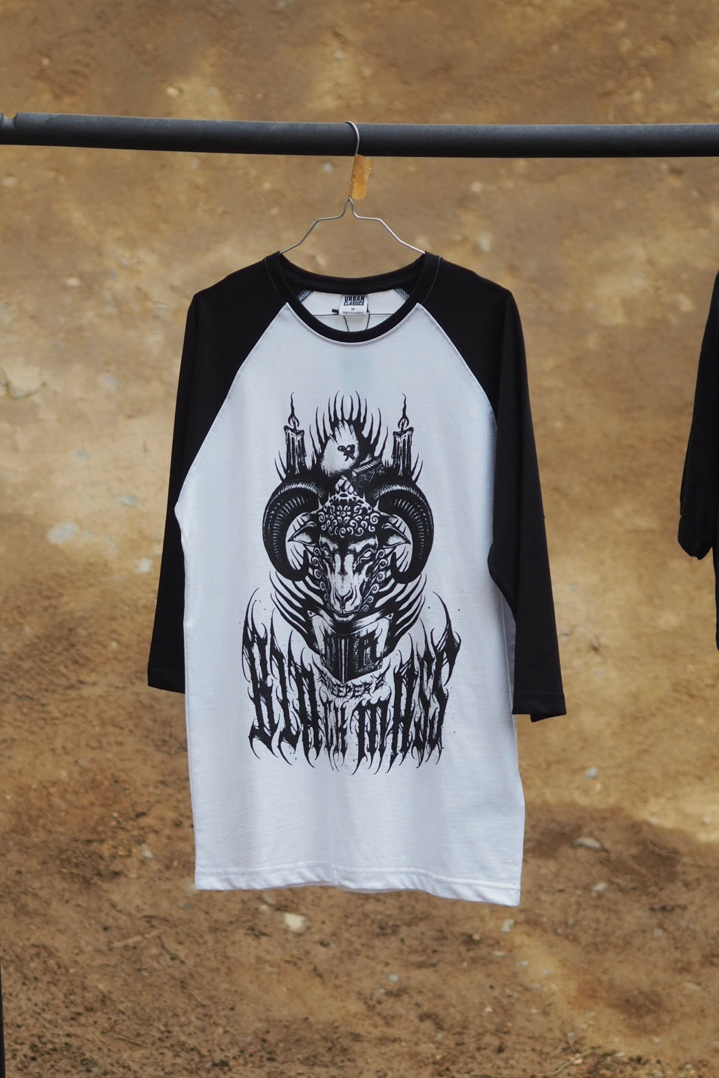 Raglan "BLACK MASS"